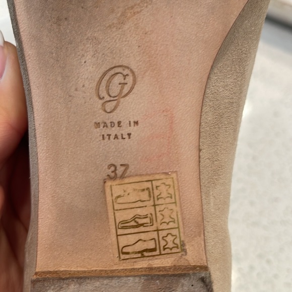 M. Gemi Italian Suede Flats.  Size 37.  Good Condition. - Picture 6 of 6